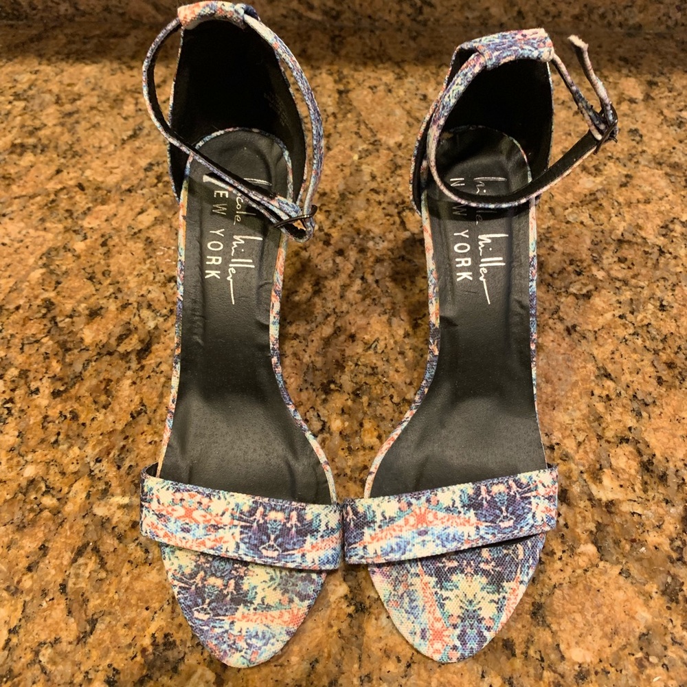 Nicole Miller Floral Stiletto Sandal. Size 7.